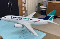 Photo: WestJet, Boeing 737-600