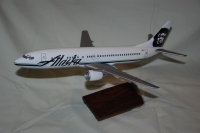 Photo: Alaska Airlines, Boeing 737-400