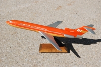 Photo: Braniff International, Boeing 727-200, N7270